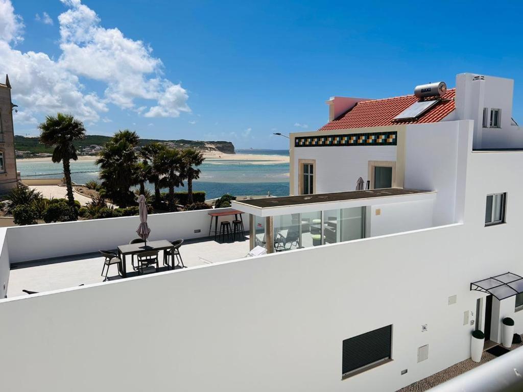 Foz Beach House - Rooftop & Sea View Фош-ду-Ареллю Екстер'єр фото